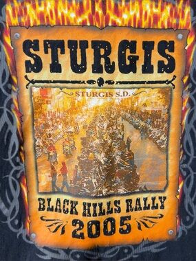 XL STURGIS BLACK HILLS RALLY
2005 Motorcycle Tshirt